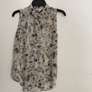 Flower pattern light blouse
